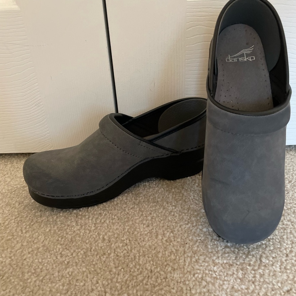 dansko shoes